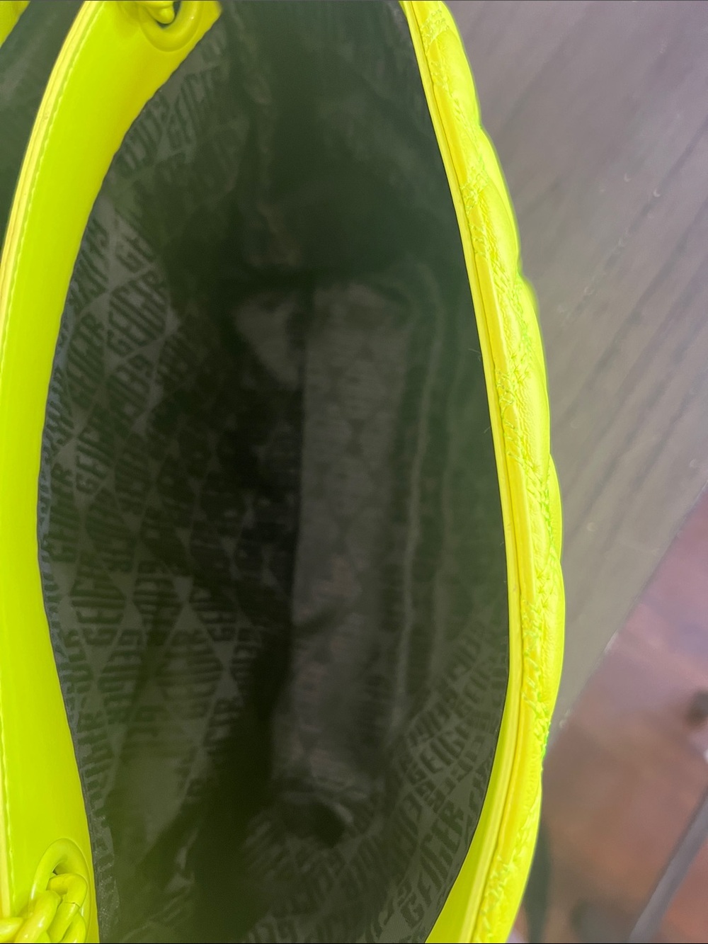 Kurt Geiger Limited Edition Yellow Quilted Women’s Shoulder Bag - Picture 10 of 15